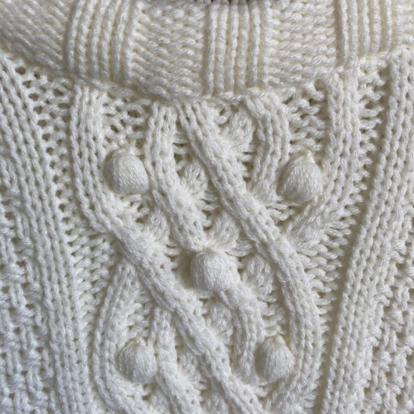 Love‎ by Design Women's Cable Knit Cream Crop Sweater Size Medium - Picture 5 of 12